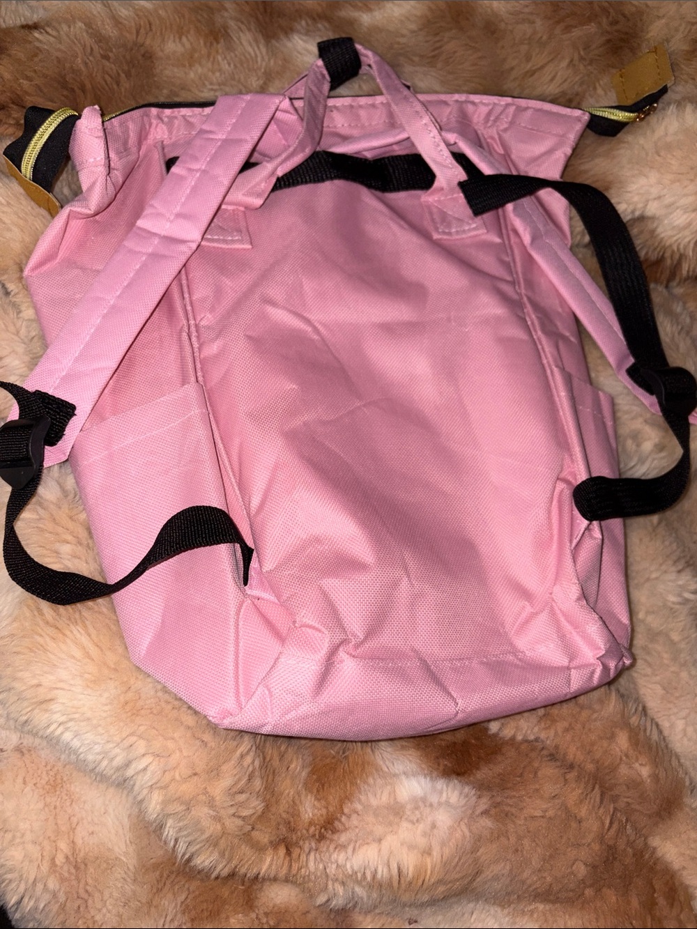 NWT Pink Hello Kitty TRAVEL  Backpack with Front Pocket - Picture 3 of 5